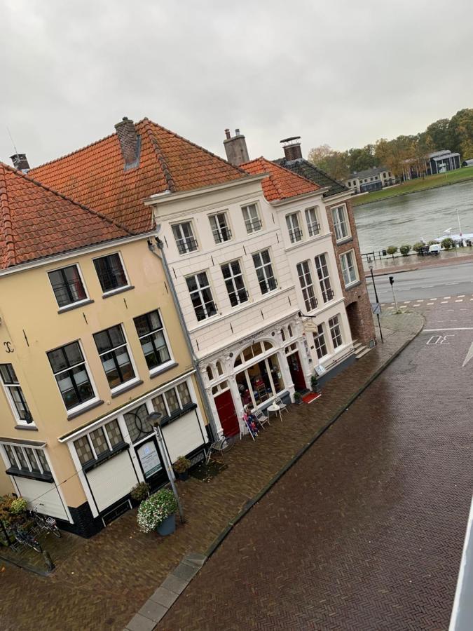 Kleinschalig Hostel In Deventer, Hartje Stad, Aan De Ijssel, Exteriör bild